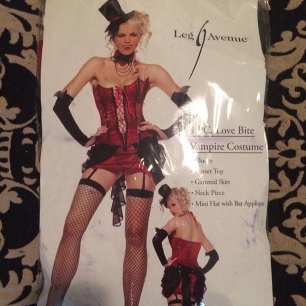 Leg Avenue- Vampire Costume- Medium